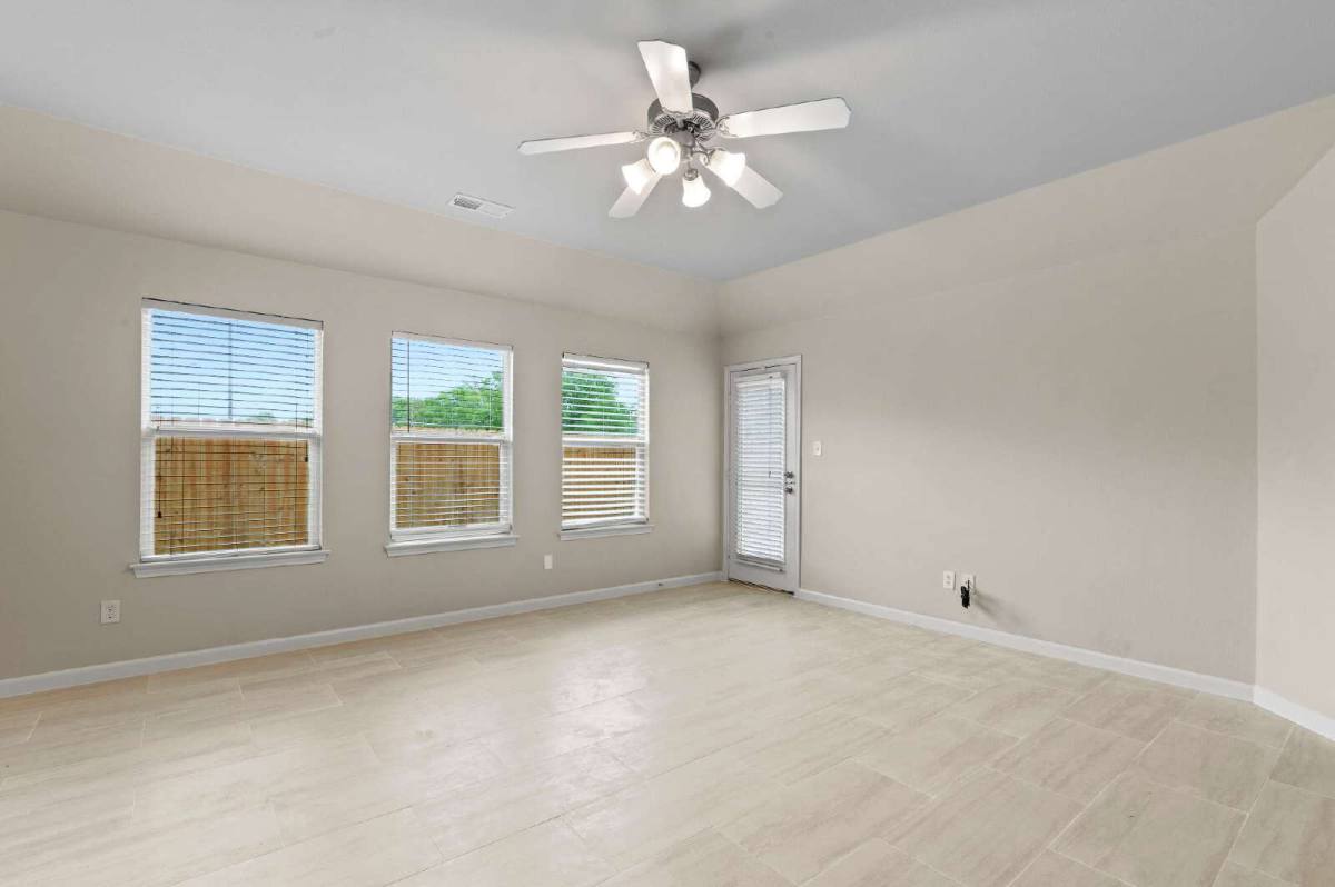 House for rent at 14703 Briceland Springs Dr, Houston, TX 77082