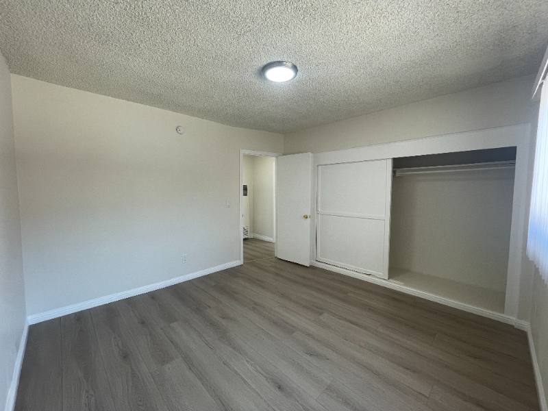 Apartment for rent at 19401 Haynes St, Reseda, CA 91335