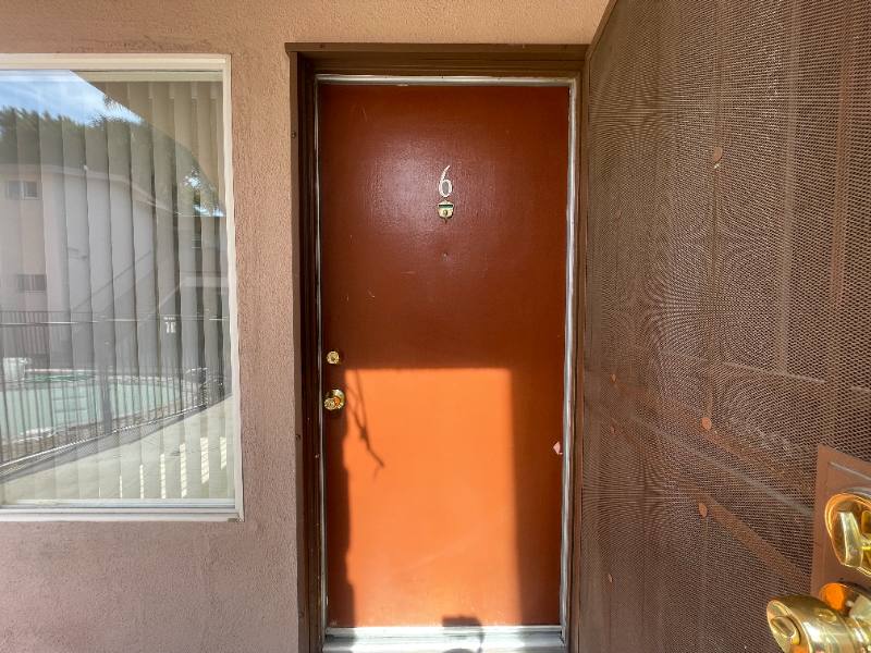 Apartment for rent at 19401 Haynes St, Reseda, CA 91335