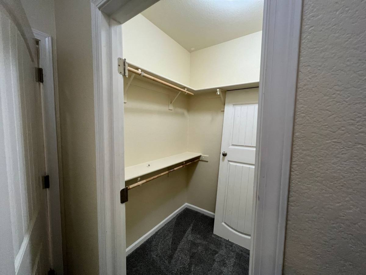 House for rent at 1484 Rock Springs Ave, Manteca, CA 95337