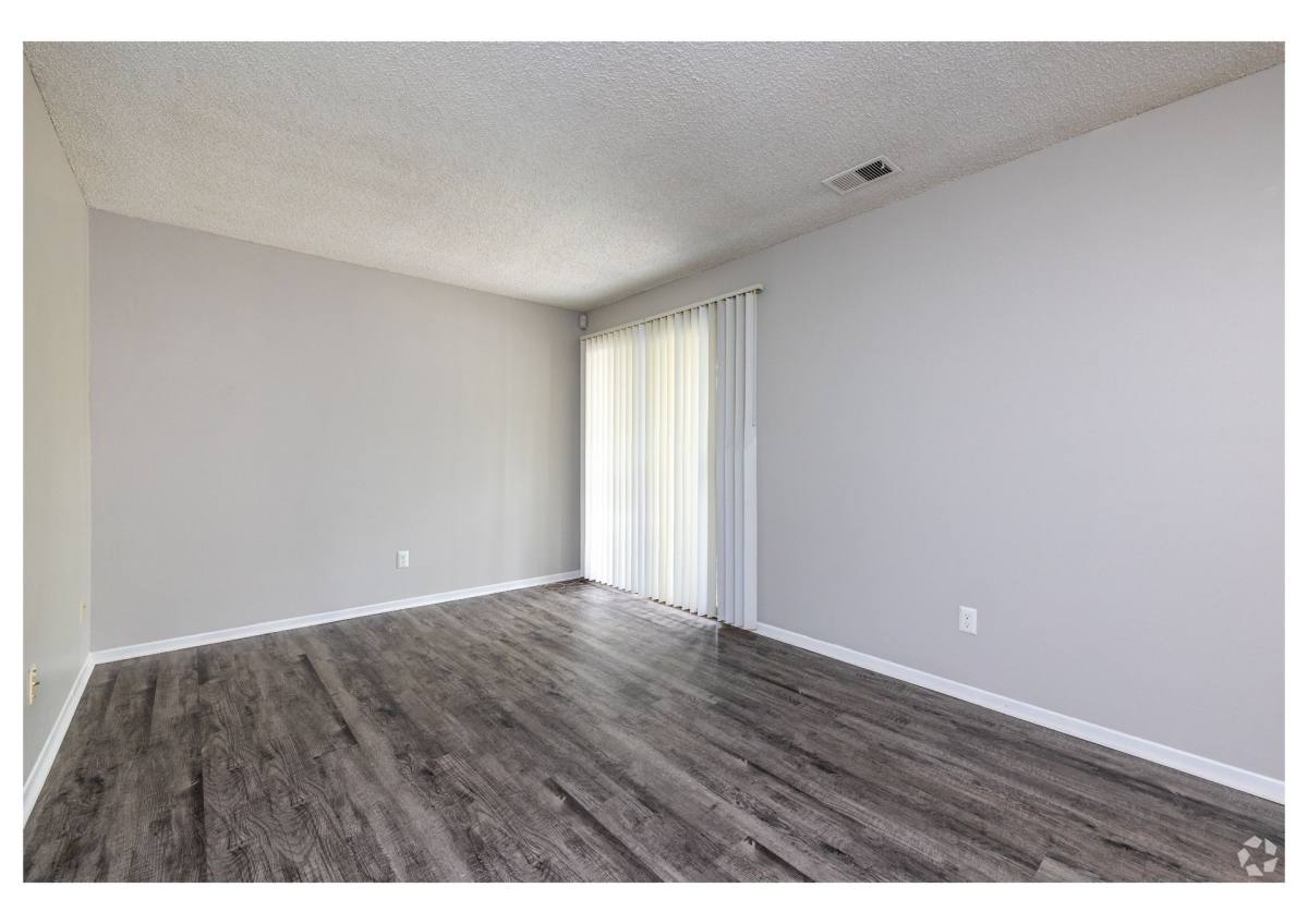 Apartment for rent at 7929 Sycamore Ave, Kansas City, MO 64138