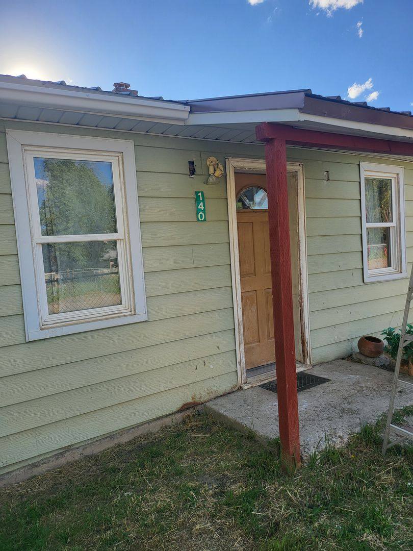 House for rent at 140 Blake St, Big Piney, WY 83113
