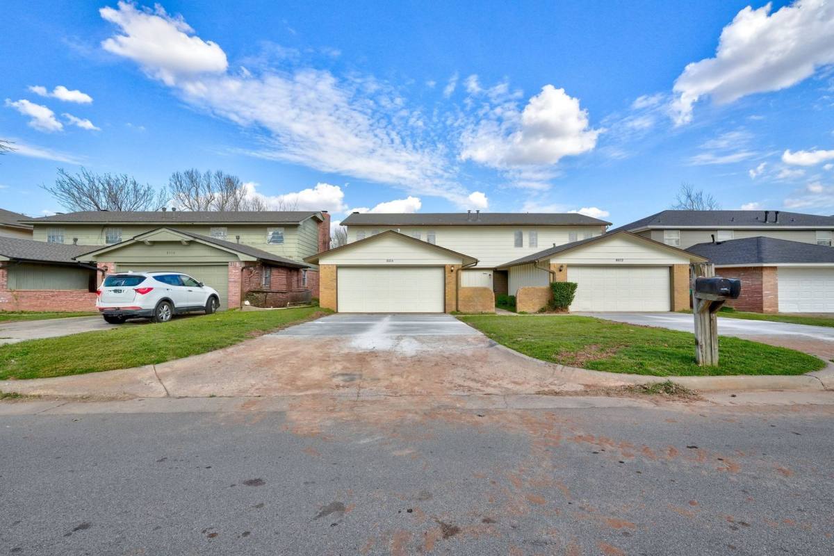 House for rent at 8514 Candlewood Dr, Oklahoma City, OK 73132