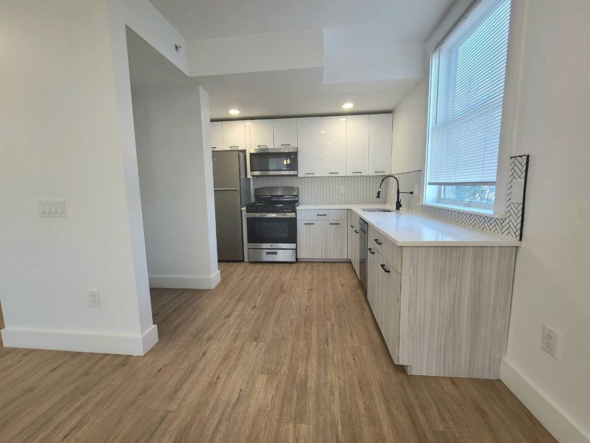 Apartment for rent at 205 Mount Vernon Ave #403, Orange, NJ 07050