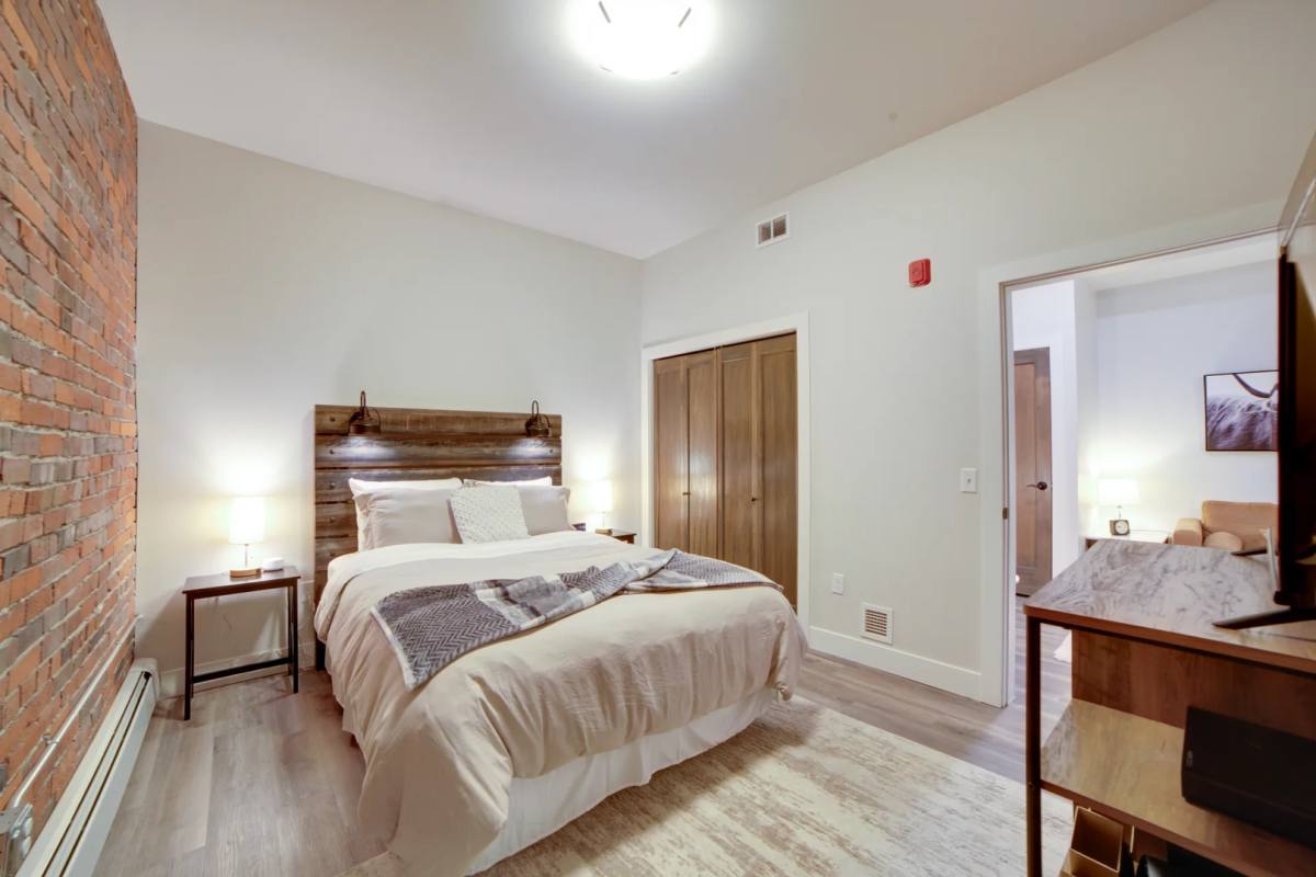 Apartment for rent at 412 Central Ave, Great Falls, MT 59401