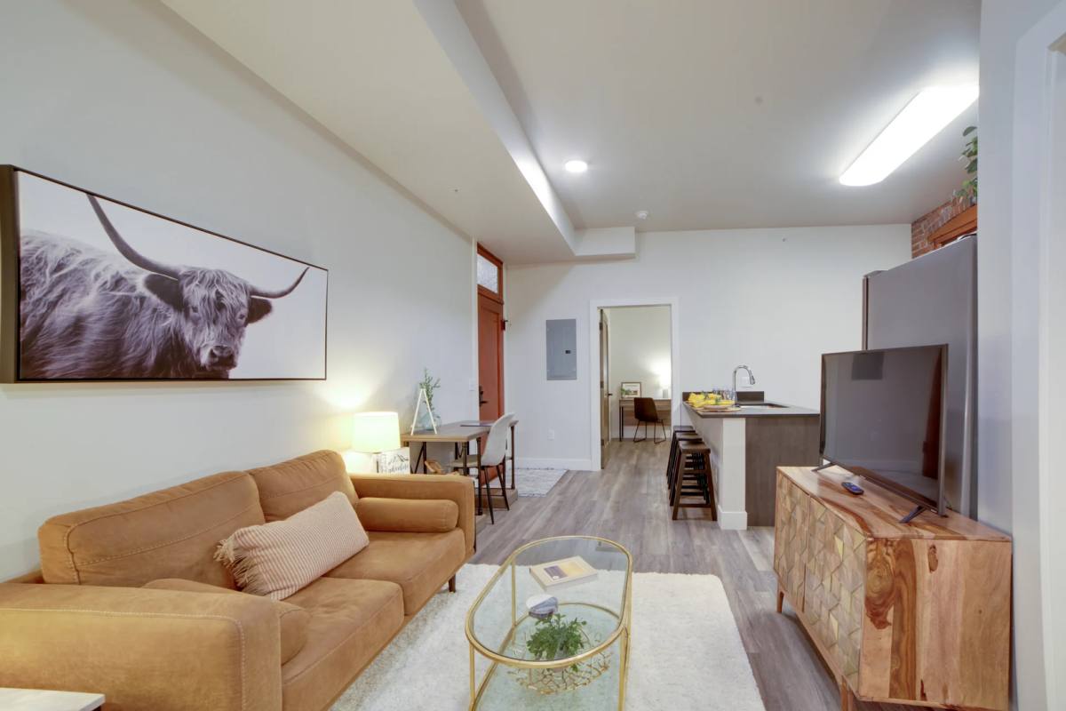 Apartment for rent at 412 Central Ave, Great Falls, MT 59401
