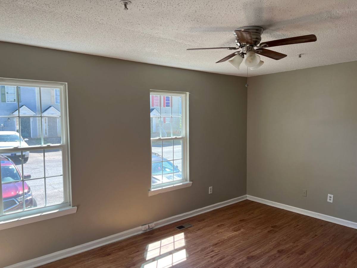 Townhouse for rent at 1073 Thornwoode Lane, Stone Mountain, GA 30083