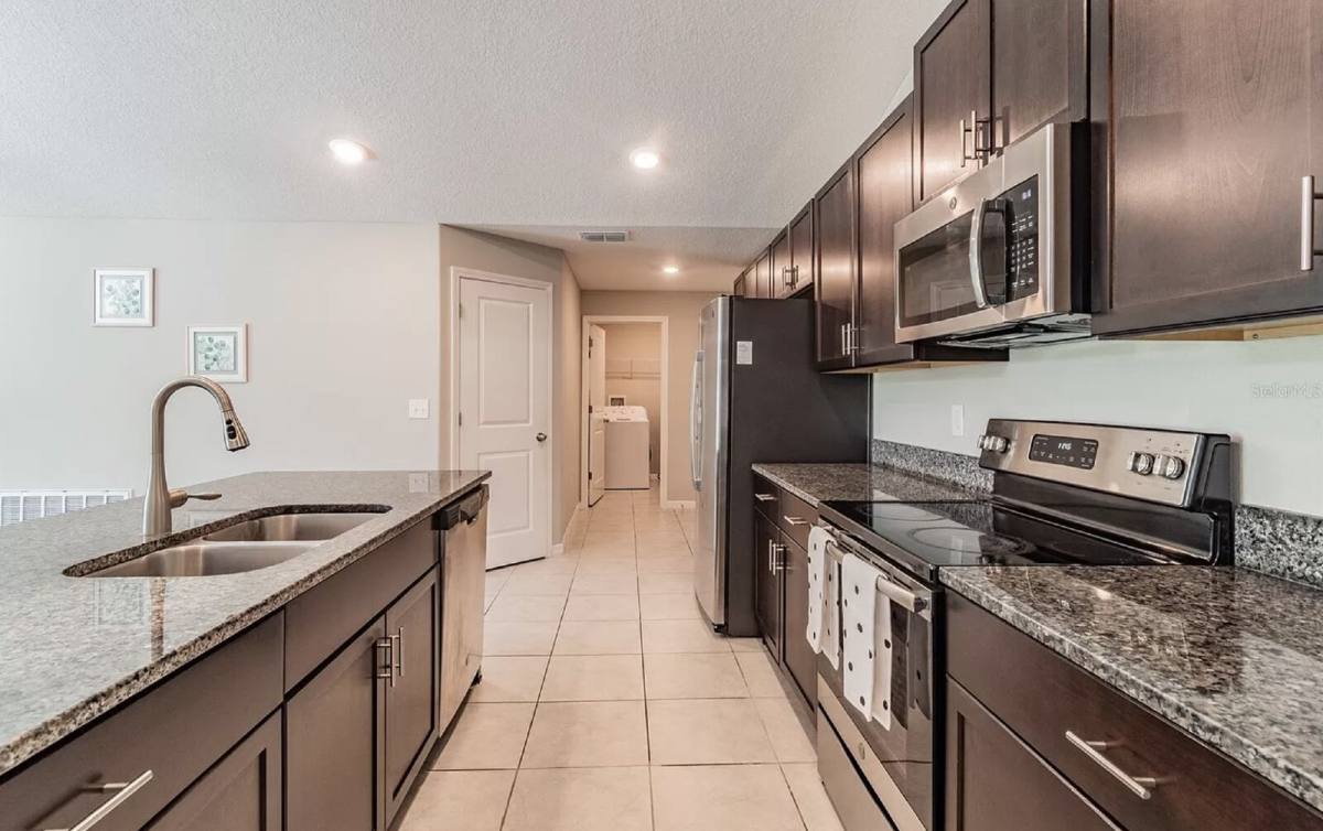 House for rent at 10852 Sage Canyon Dr, Riverview, FL 33578