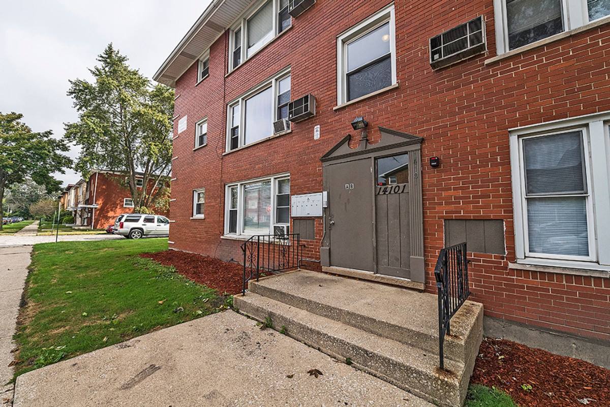 Apartment for rent at 14101 S Atlantic Ave, Riverdale, IL 60827
