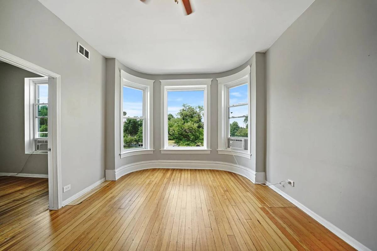 Apartment for rent at 3129-3131 W Augusta Blvd #1F, Chicago, IL 60622