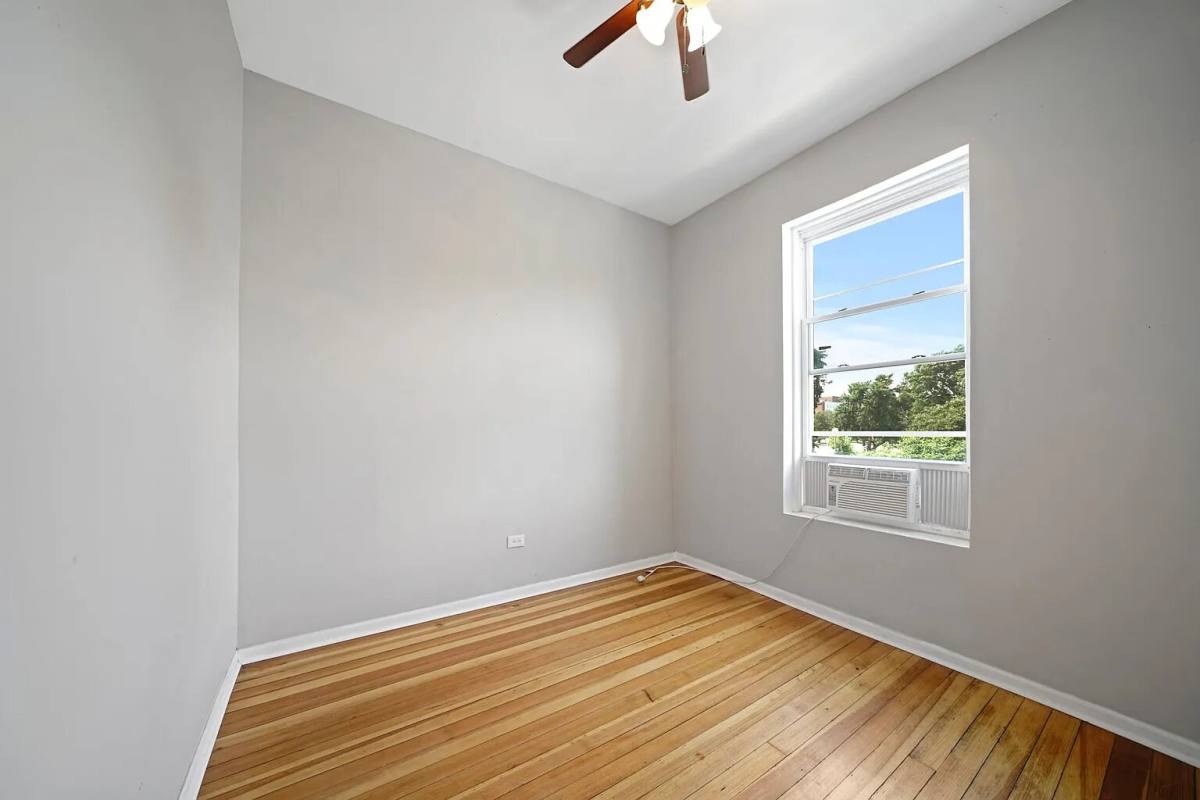Apartment for rent at 3129-3131 W Augusta Blvd #1F, Chicago, IL 60622