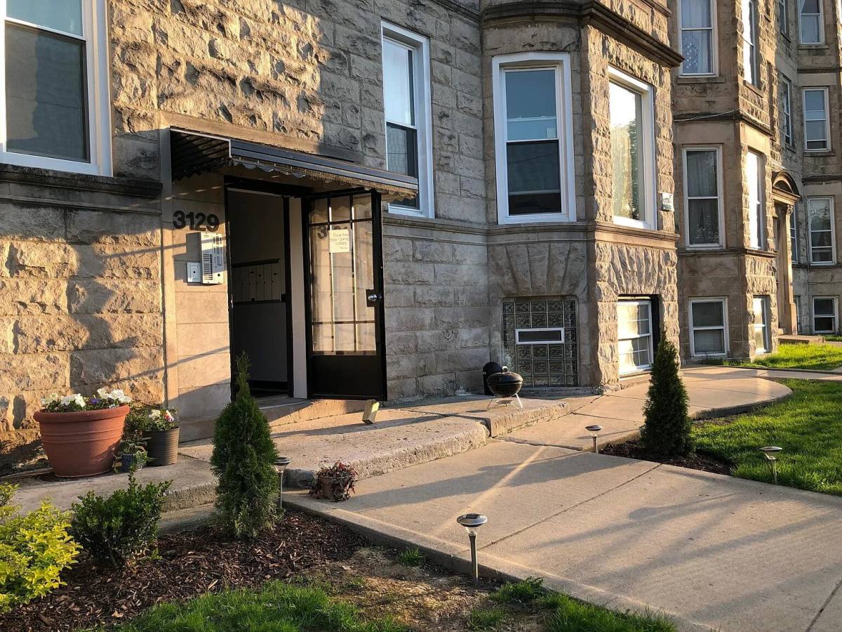 Apartment for rent at 3129-3131 W Augusta Blvd #1F, Chicago, IL 60622