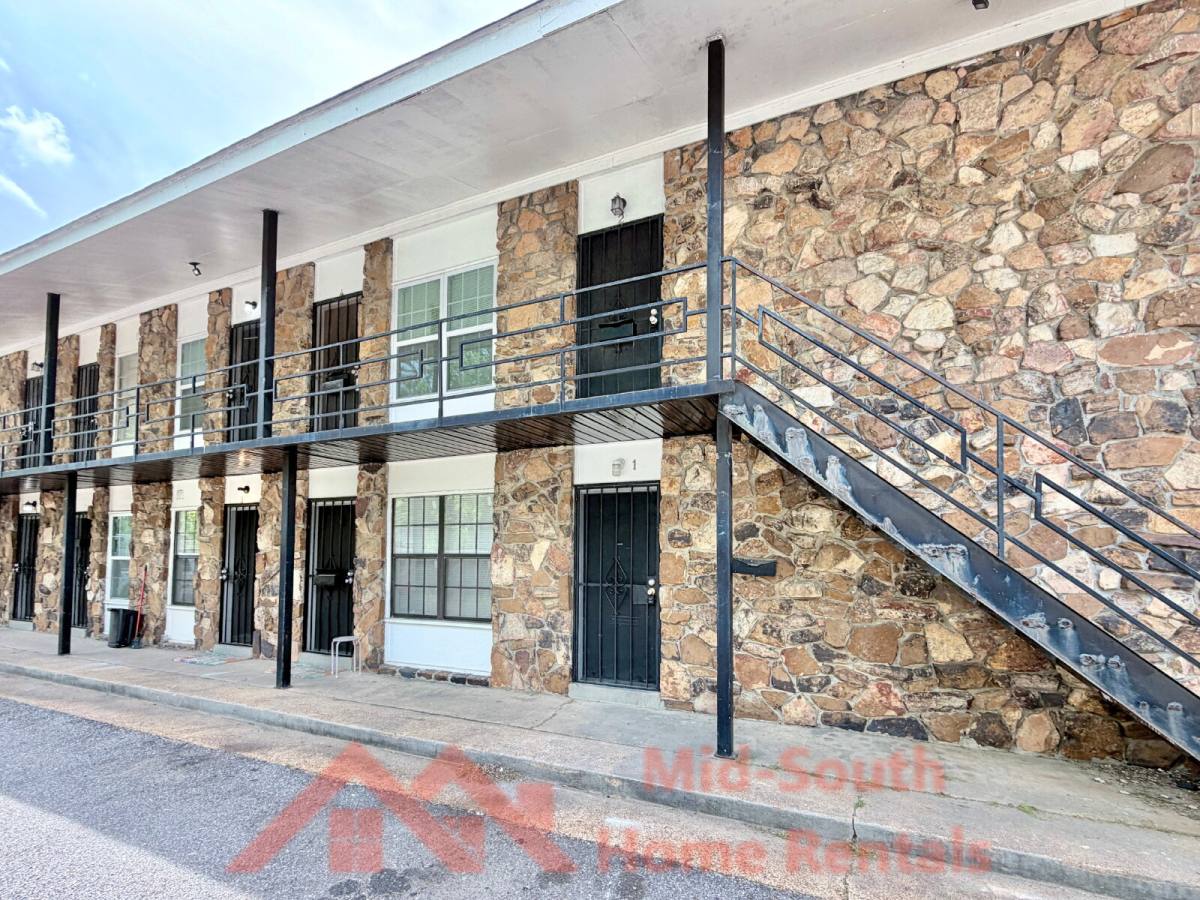 Apartment for rent at 3969 Southlawn Ave #6, Memphis, TN 38111