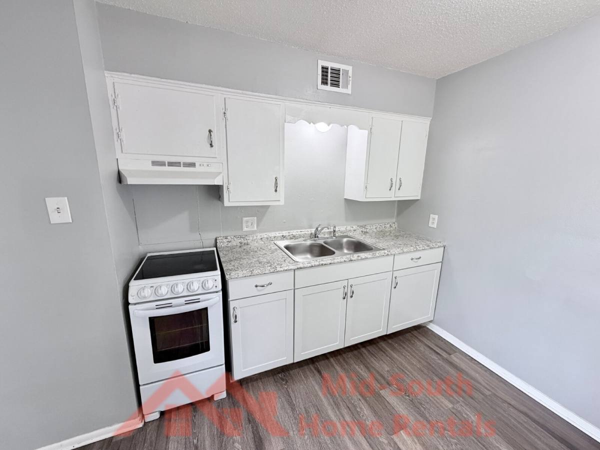 Apartment for rent at 3969 Southlawn Ave #6, Memphis, TN 38111
