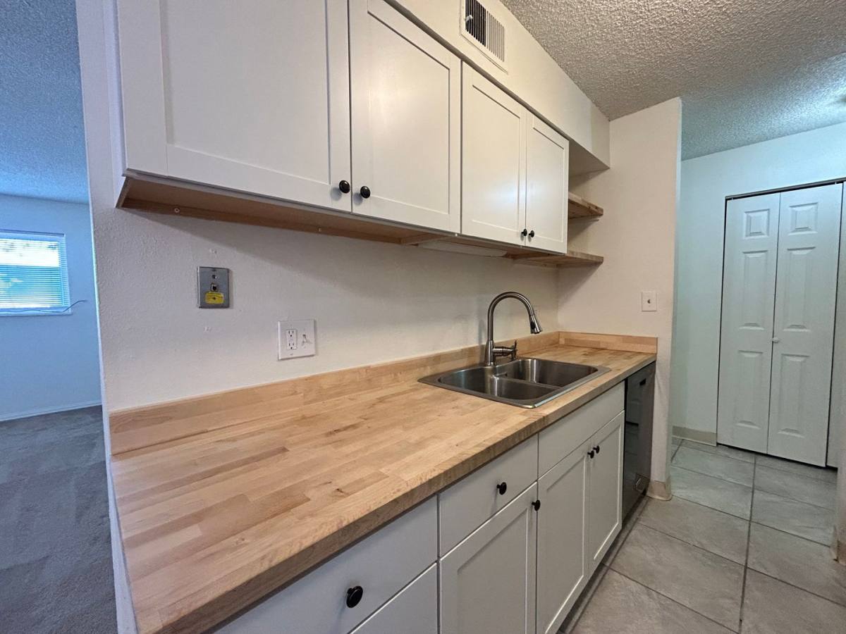 Condo for rent at 140 E Highline Circle, Littleton, CO 80122