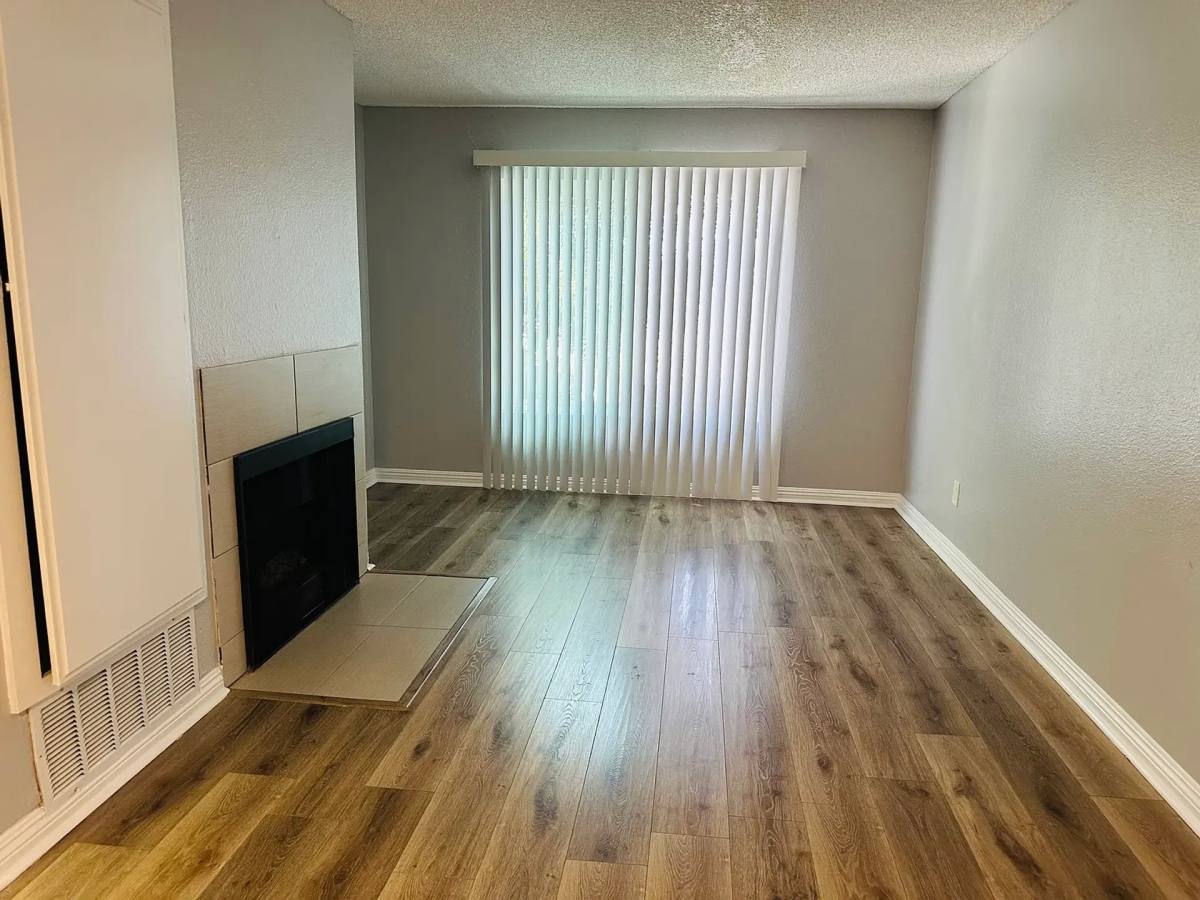 Apartment for rent at 7407 Haskell Ave, Van Nuys, CA 91406