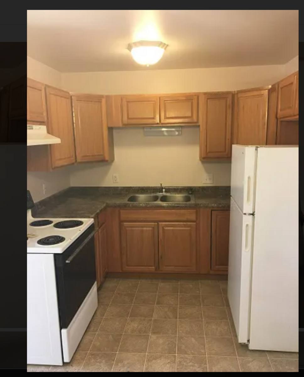 Apartment for rent at 802 Hartwell Dr, Savoy, IL 61874