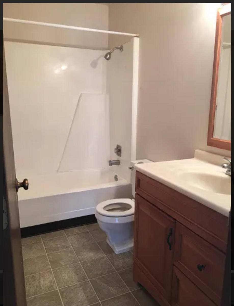 Apartment for rent at 802 Hartwell Dr, Savoy, IL 61874