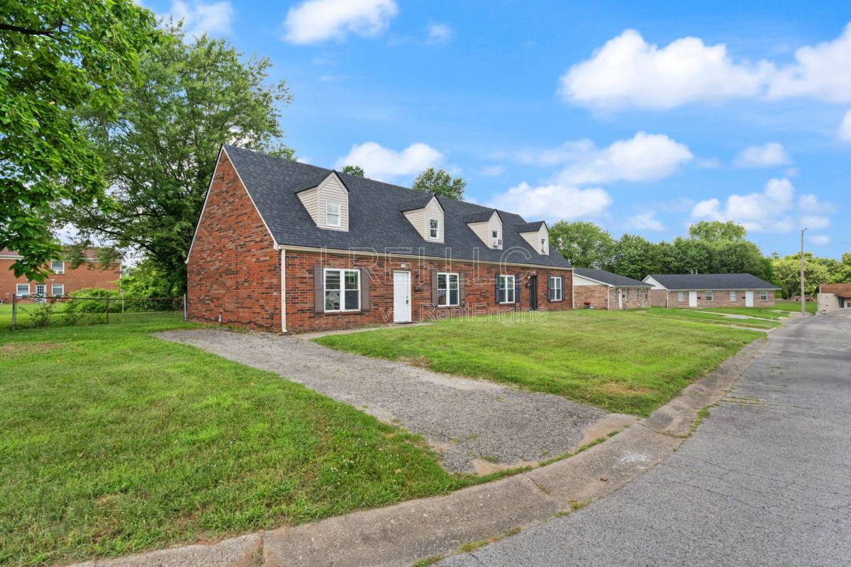 Apartment for rent at 817 Lancelot Court, Jeffersonville, IN 47130