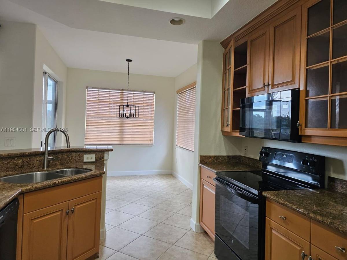 House for rent at 8255 NW 128th Lane 19-C, Pompano Beach, FL 33076