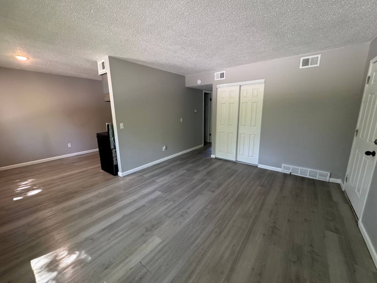 Apartment for rent at 3536 Heatherton Dr, Davenport, IA 52804