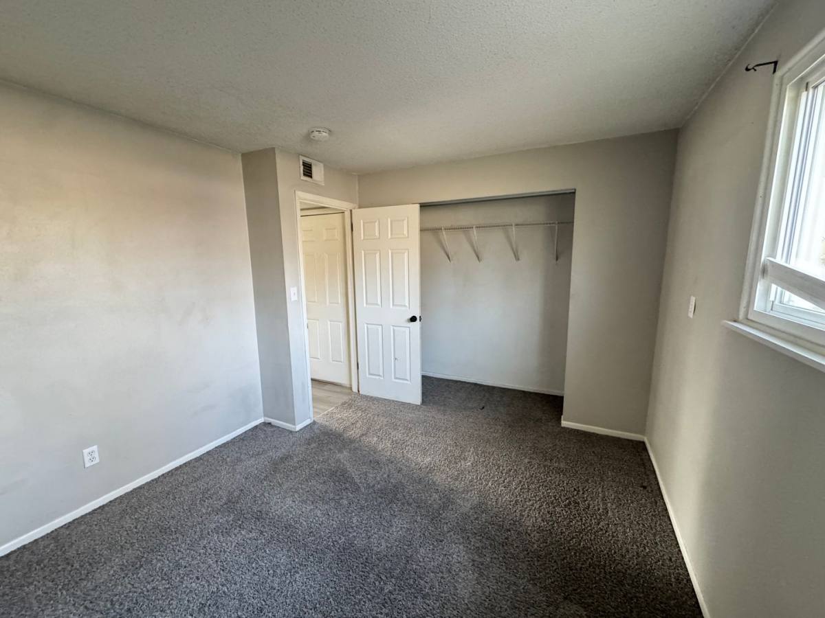 Apartment for rent at 3536 Heatherton Dr, Davenport, IA 52804