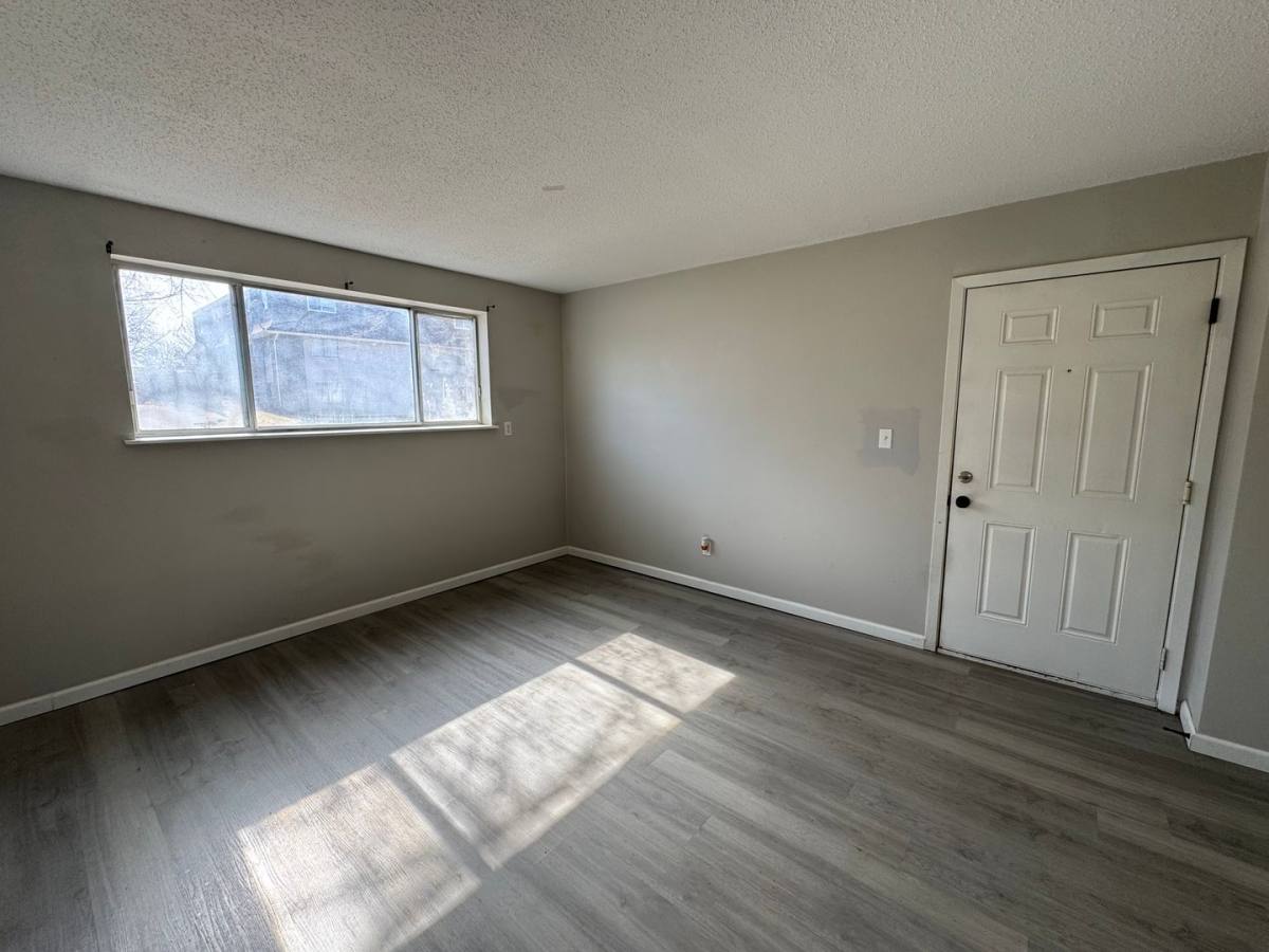 Apartment for rent at 3536 Heatherton Dr, Davenport, IA 52804