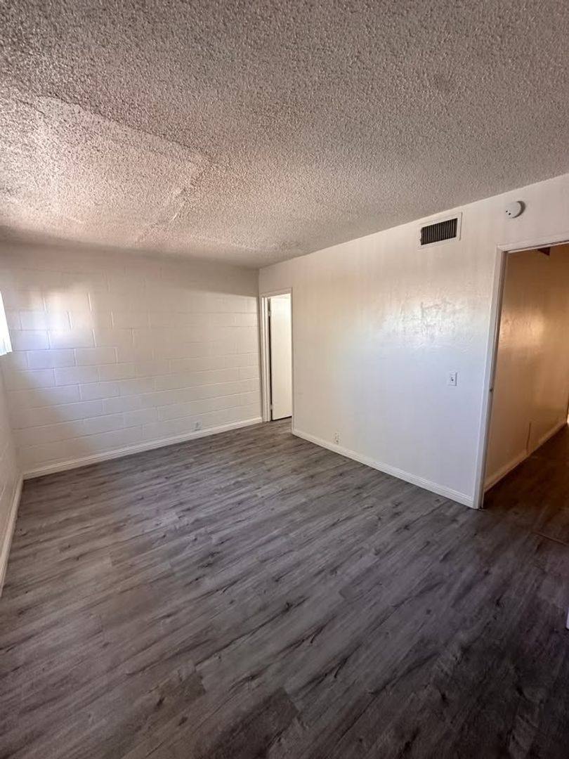 Apartment for rent at 770 Mark Ave, Las Vegas, NV 89119