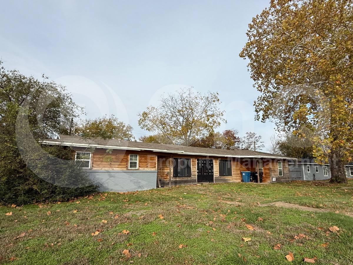 Apartment for rent at 17 Macarthur Dr #B, Denison, TX 75020
