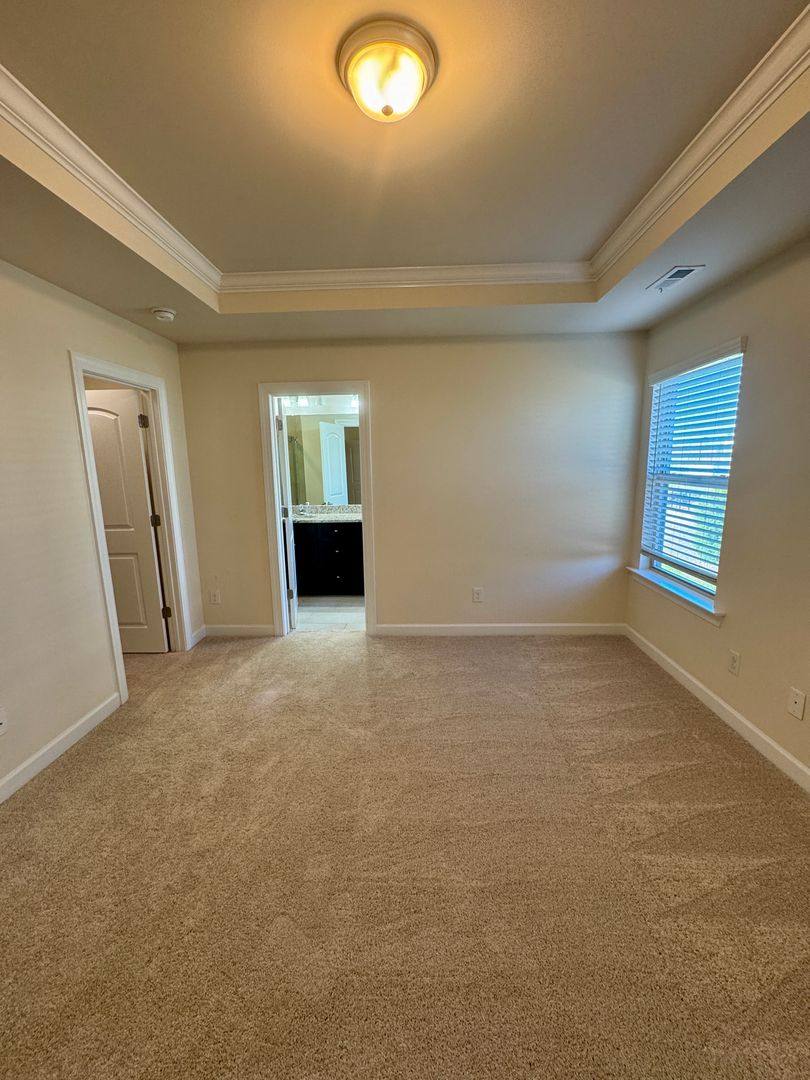 Townhouse for rent at 5840 Clan Maclaine Dr, Charlotte, NC 28278
