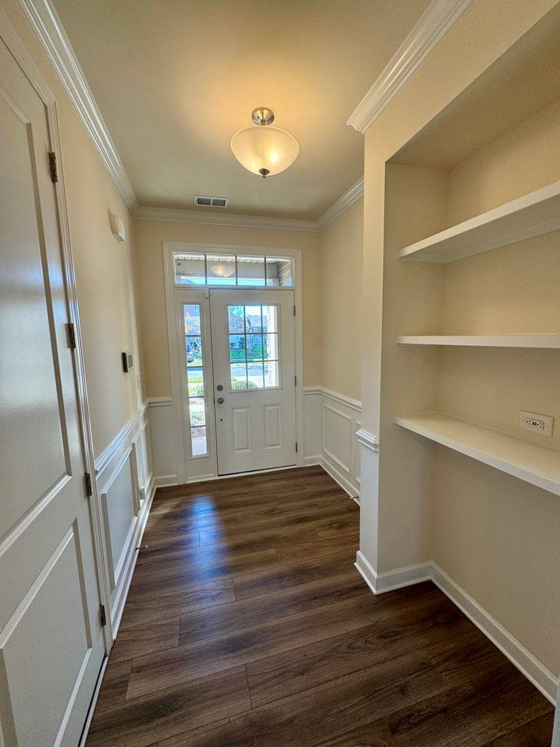 Townhouse for rent at 5840 Clan Maclaine Dr, Charlotte, NC 28278