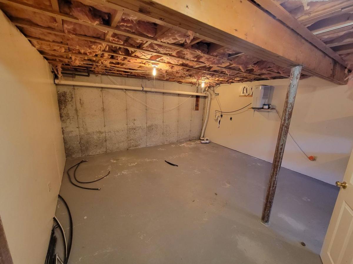 Apartment for rent at 95 Old County Rd N, Francestown, NH 03043