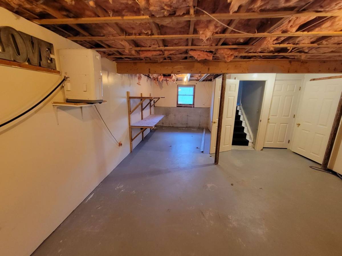 Apartment for rent at 95 Old County Rd N, Francestown, NH 03043