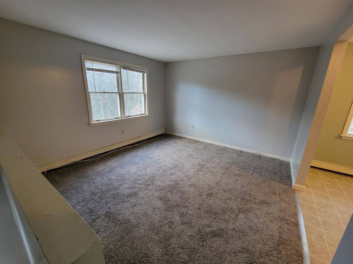 Apartment for rent at 95 Old County Rd N, Francestown, NH 03043
