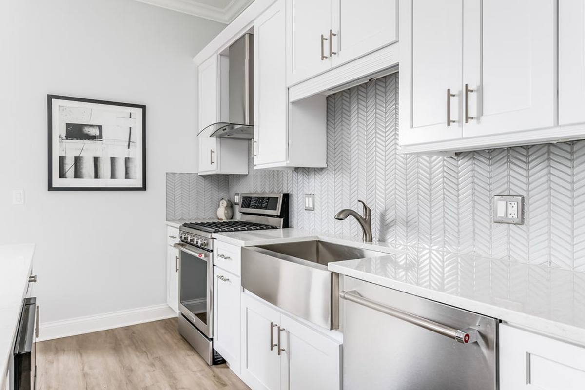 Apartment for rent at 7652 Madison St, Forest Park, IL 60130