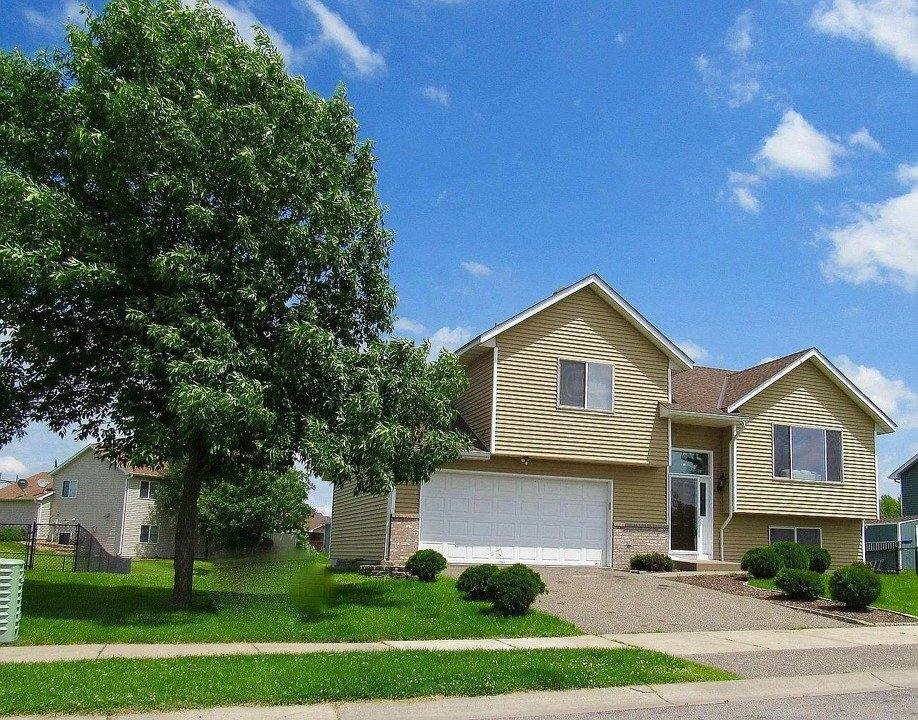 4184 Jansen Ave NE, Saint Michael, MN 55376
