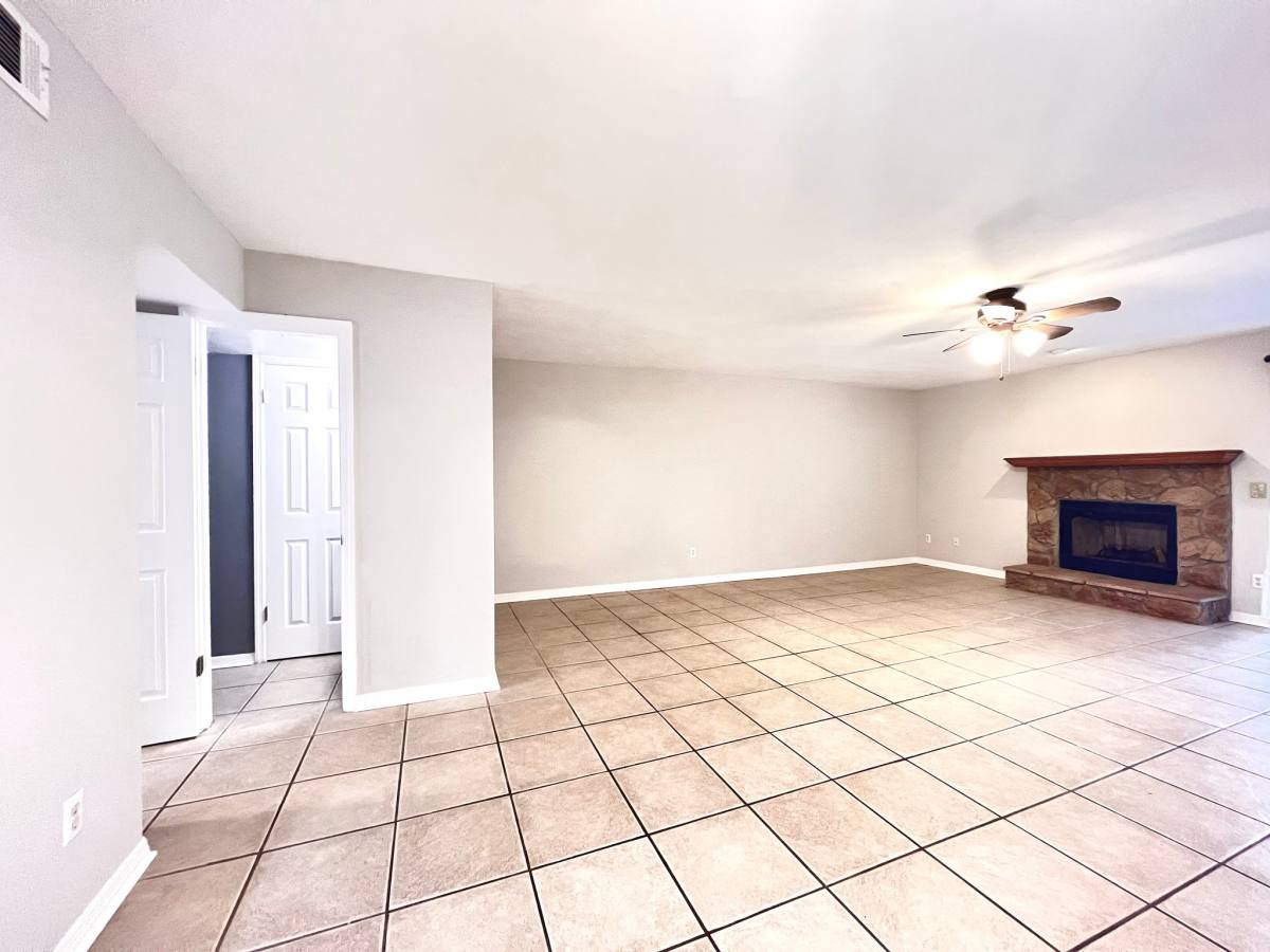 Townhouse for rent at 3724 NW 54th Lane, Gainesville, FL 32653