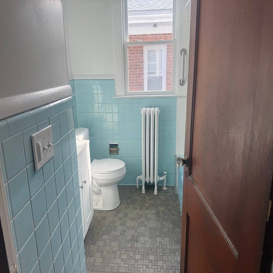 Apartment for rent at 182 Main St - 2nd Floor, West Haven, CT 06516