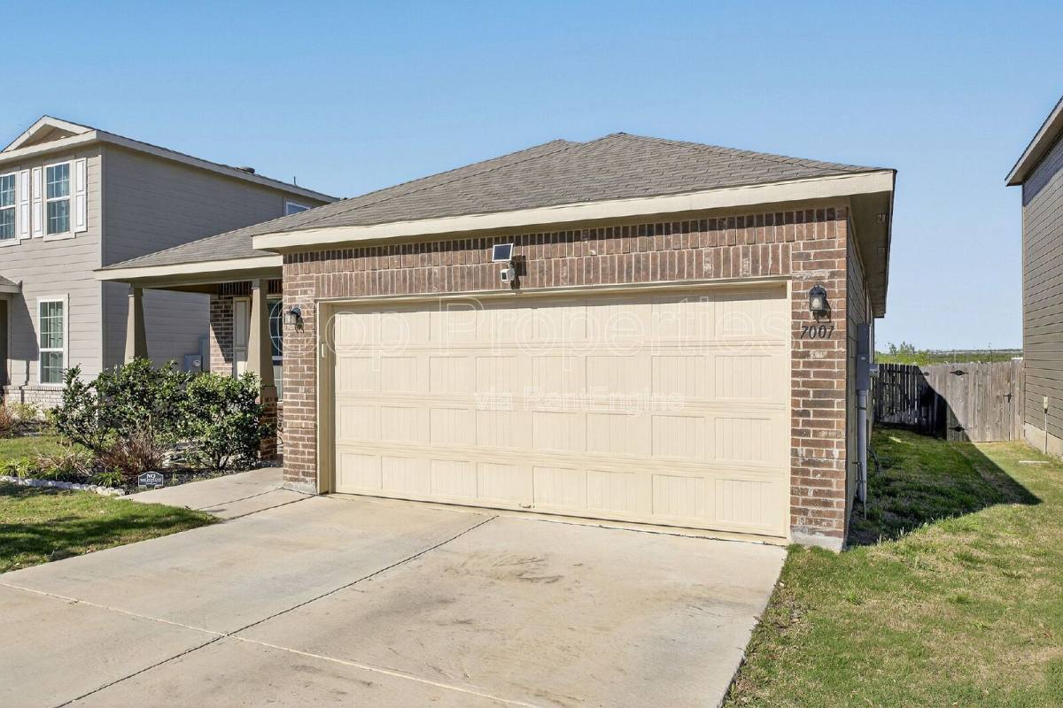 House for rent at 7001 Lions Park, San Antonio, TX 78252
