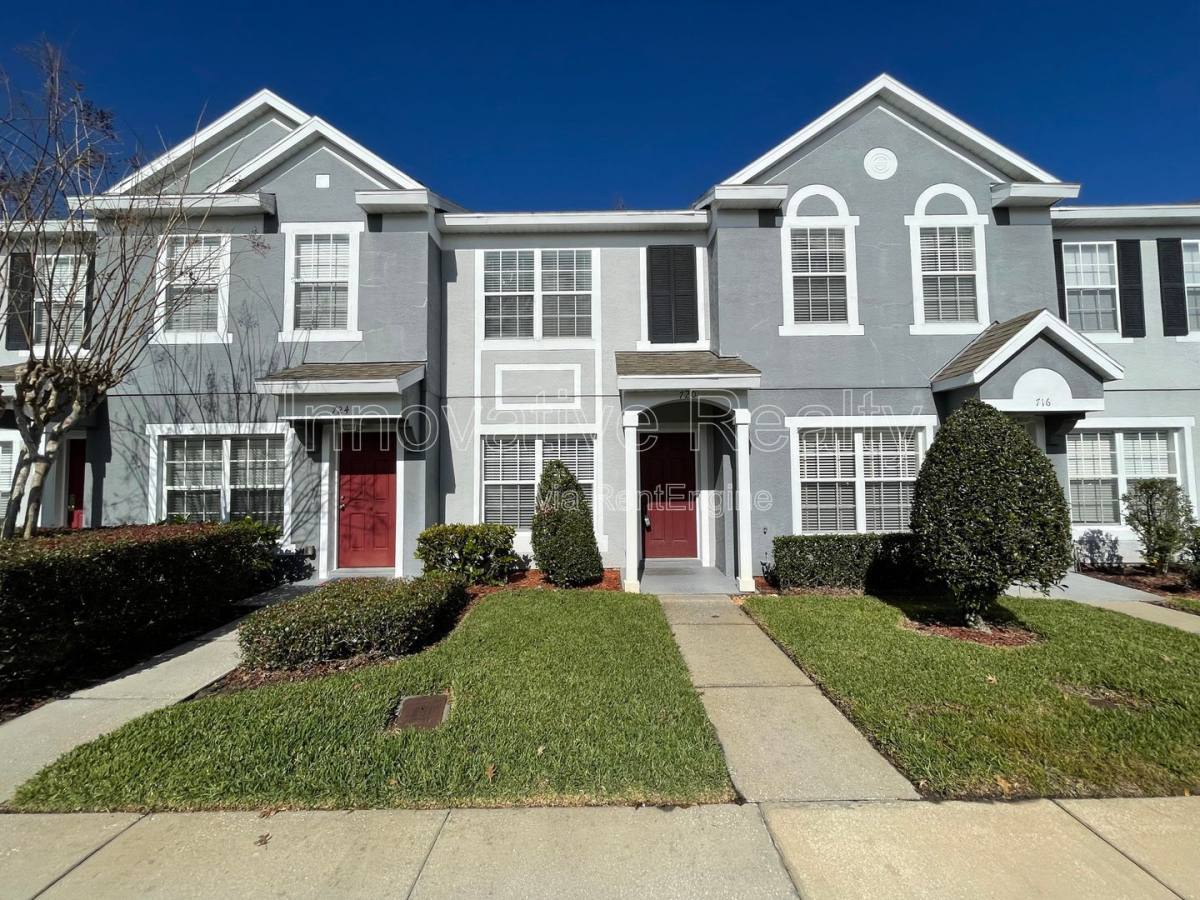 Townhouse for rent at 720 Shropshire Loop, Sanford, FL 32771