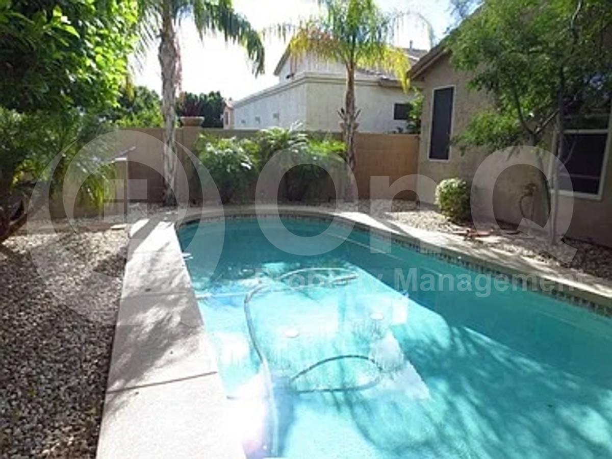 House for rent at 16609 S 16th Dr, Phoenix, AZ 85045
