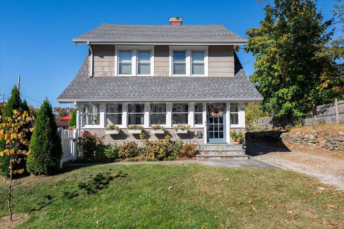 House for rent at 15 Emerson St, Norwalk, CT 06855