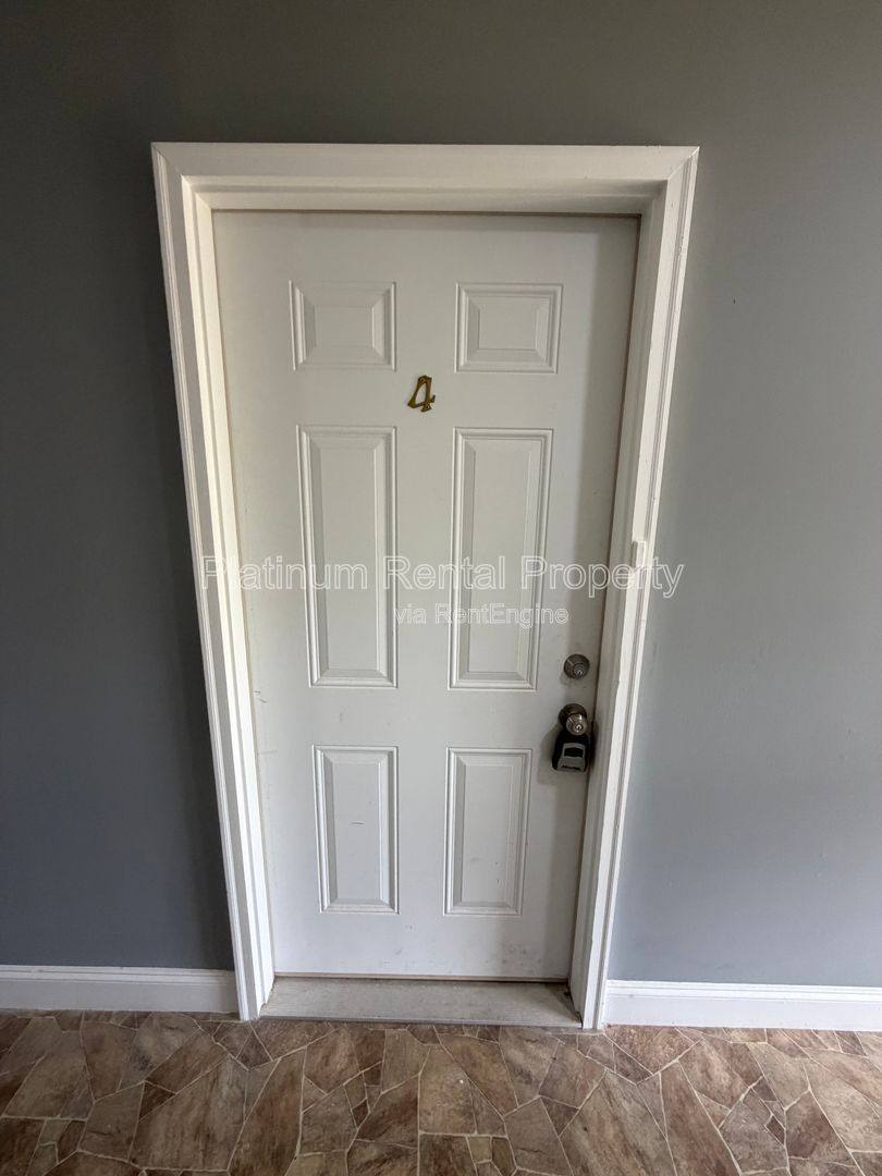 Apartment for rent at 1492 Waverly Way #B-4, Monroe, GA 30656