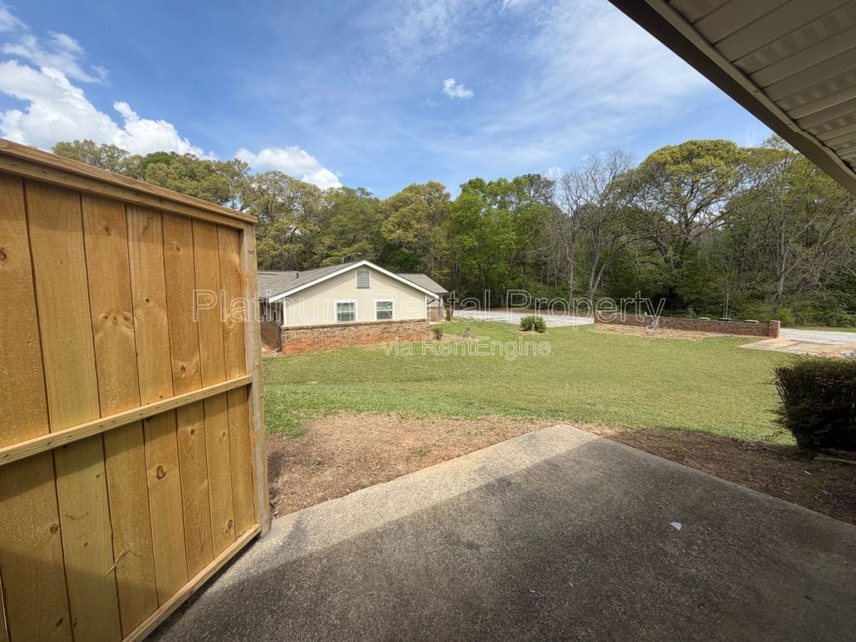 Apartment for rent at 1492 Waverly Way #B-4, Monroe, GA 30656