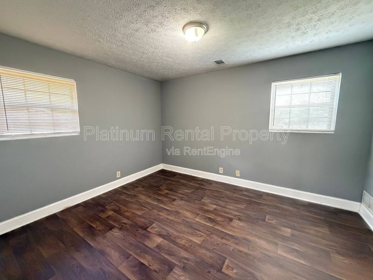 Apartment for rent at 1492 Waverly Way #B-4, Monroe, GA 30656