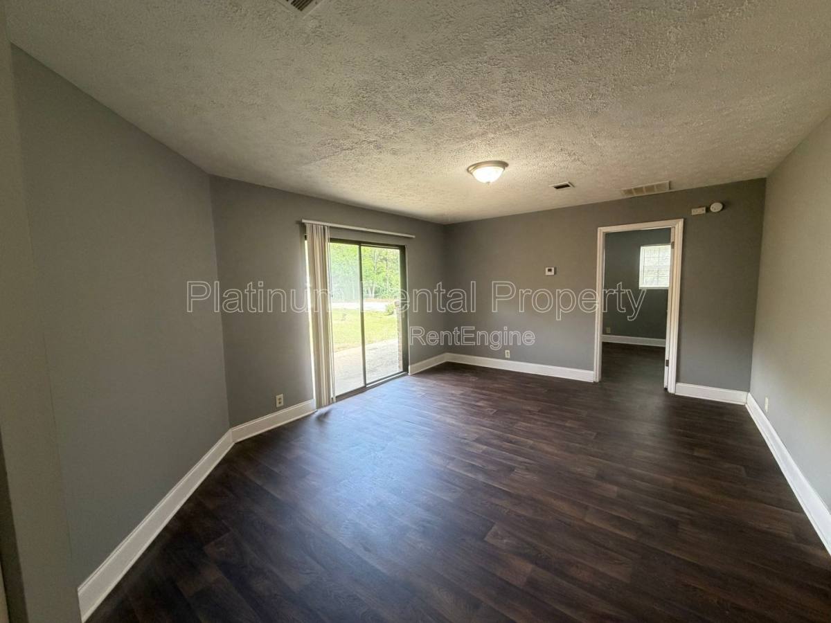 Apartment for rent at 1492 Waverly Way #B-4, Monroe, GA 30656