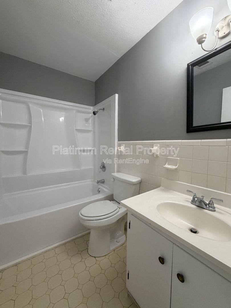 Apartment for rent at 1492 Waverly Way #B-4, Monroe, GA 30656