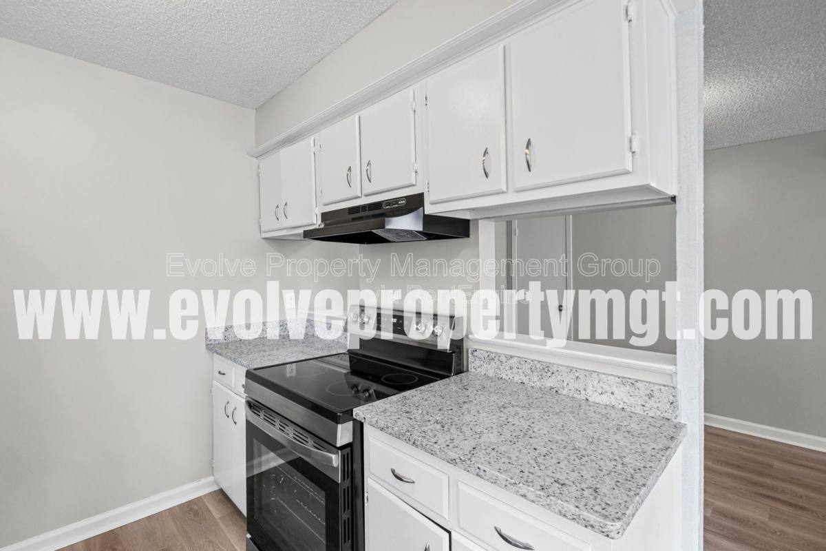 Townhouse for rent at 5535 Quail Thicket, Memphis, TN 38134