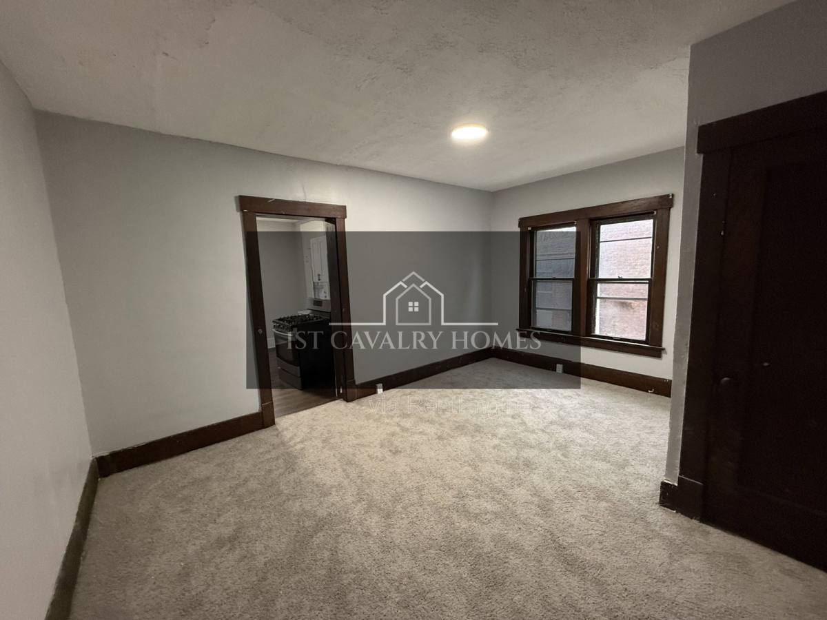 Apartment for rent at 242 Park Ave SW, Canton, OH 44706