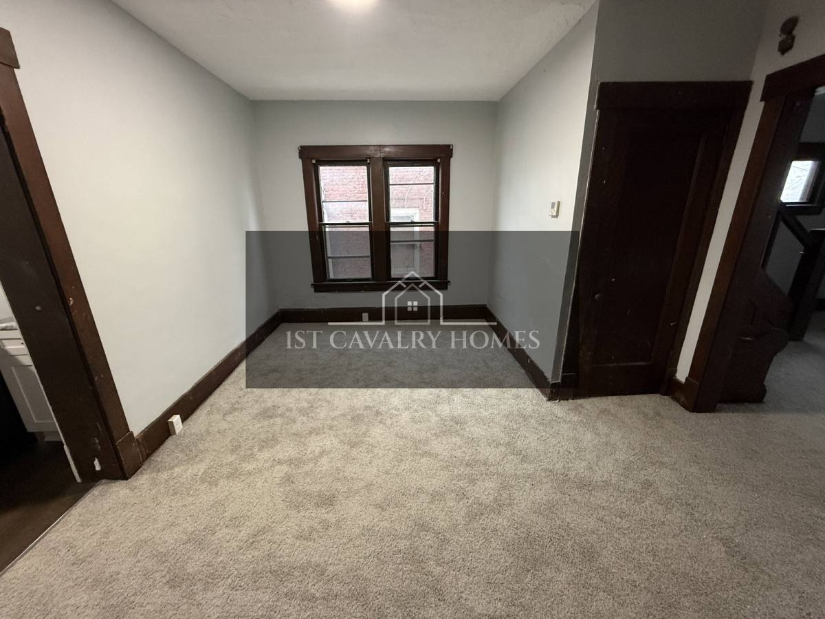 Apartment for rent at 242 Park Ave SW, Canton, OH 44706